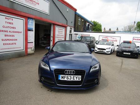 AUDI TT 1.8 TFSI S line