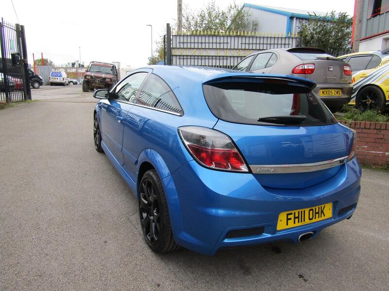VAUXHALL ASTRA