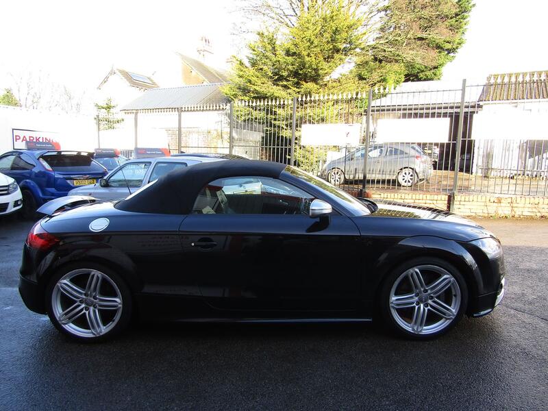 AUDI TTS