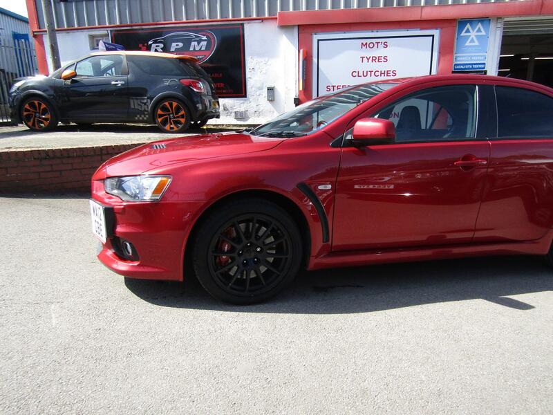 MITSUBISHI LANCER