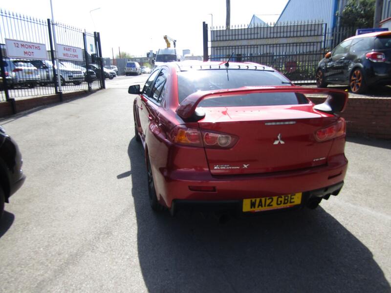 MITSUBISHI LANCER