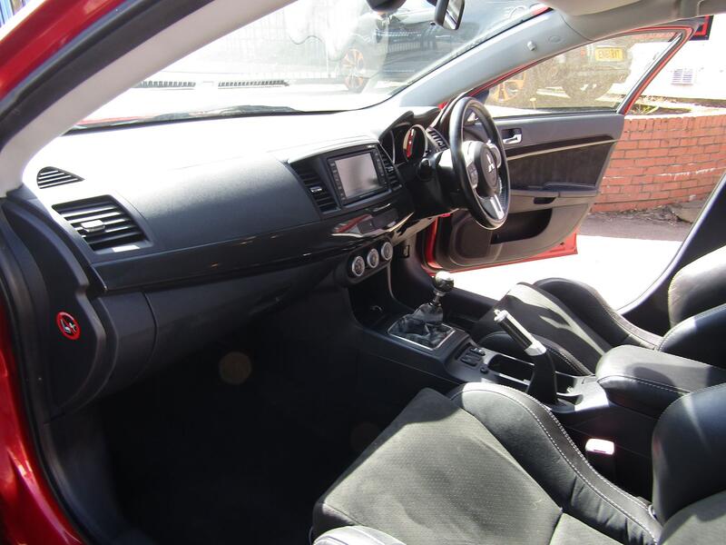 MITSUBISHI LANCER