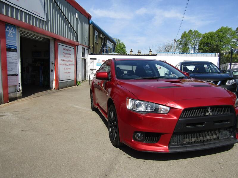 MITSUBISHI LANCER